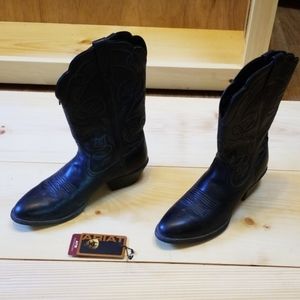 Womens's Black Western Boots size 7.5b